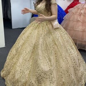 Elegant quinceañera Gold Ball Gown